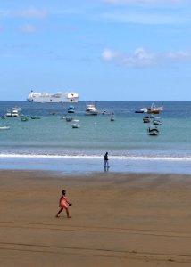 US Navy 110617-F-ET173-007 USNS Comfort (T-AH 20) is anchored off the coast of San Juan del Sur, Nicaragua