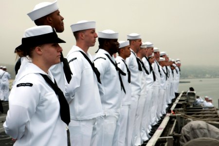 US Navy 110615-N-ZW825-072 Sailors man the rails as the Nimitz-class aircraft carrier USS Carl Vinson (CVN 70) returns to homeport at Naval Base Co