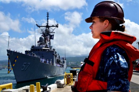 US Navy 110620-N-WP746-108 Operations Specialist 3rd Class Carley Ginn, assigned to the guided-missile cruiser USS Chosin (CG 65), stands by as the