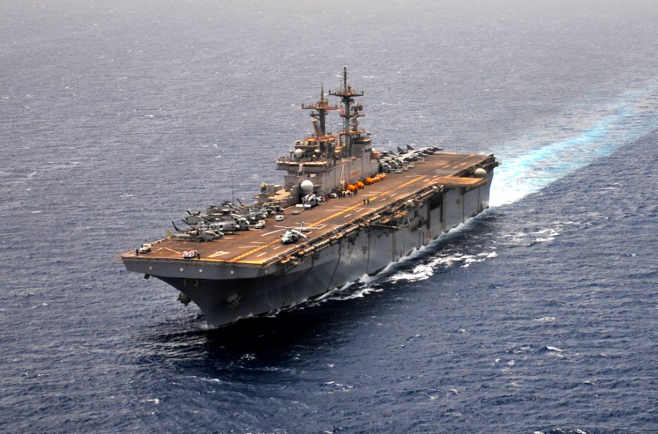 US Navy 110620-N-ZS026-179 The amphibious assault ship USS Boxer (LHD 4) transits the Gulf of Aden in preparation for a underway replenishment at s