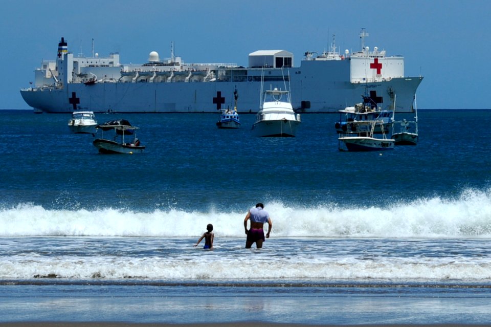 US Navy 110621-F-CF975-086 The Military Sealift Command hospital ship USNS Comfort (T-AH 20) is anchored off the coast of San Juan del Sur, Nicarag