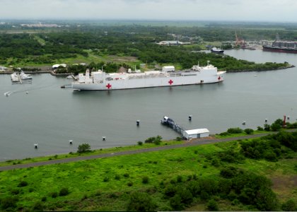 US Navy 110630-N-QD416-452 USNS Comfort (T-AH 20) is moored in Puerto San Jose, Guatemala, during Continuing Promise 2011 photo