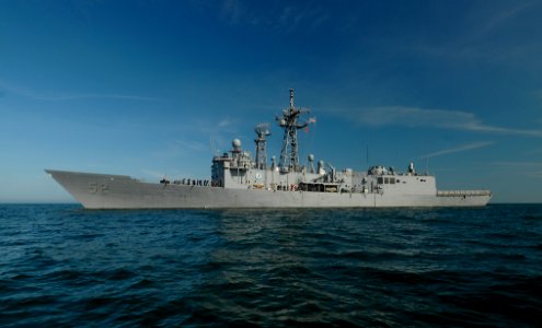 US Navy 110707-N-OM642-248 The guided-missile frigate USS Carr (FFG 52) transits the Baltic Sea during a scheduled three-month deployment supportin