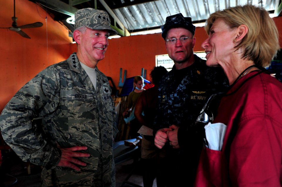 US Navy 110707-F-NJ219-431 Air Force Gen. Douglas Fraser talks with Navy Capt. Wendy Boruszewski during a Continuing Promise 2011 medical community