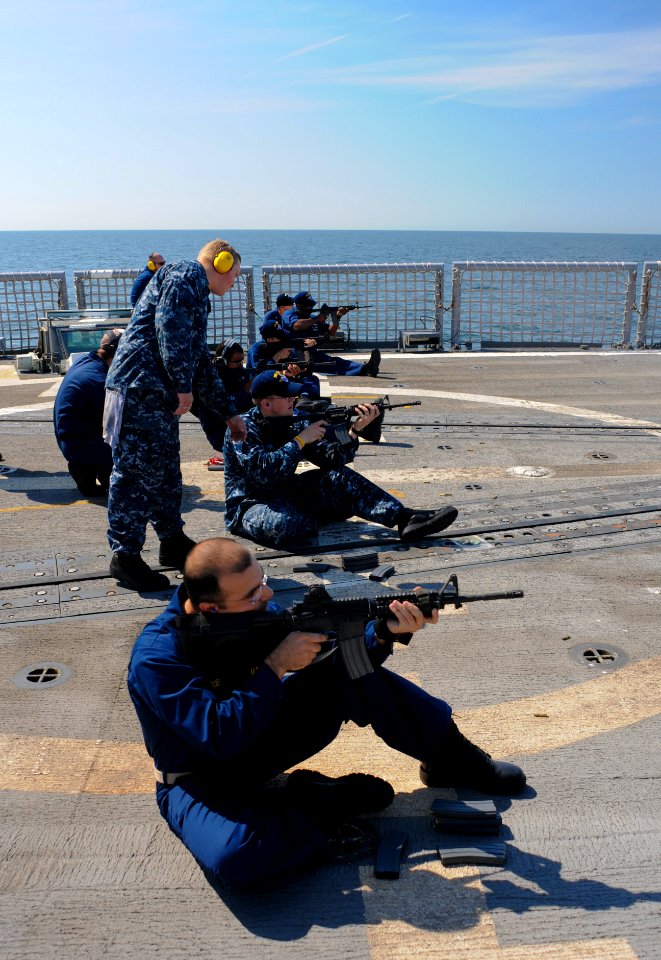 US Navy 110707-N-OM642-782 Sailors aboard the guided-missile frigate USS Carr (FFG 52) shoot the M-4 rifle during a live-fire small arms qualificat