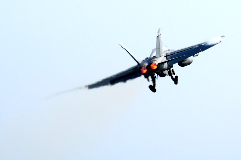 US Navy 110707-N-UO379-660 An F-A-18E Super Hornet assigned to the Argonauts of Strike Fighter Squadron (VFA) 147 launches from the aircraft carrie