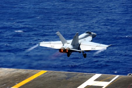 US Navy 110711-N-CH661-088 An F-A-18E Super Hornet assigned to the Knighthawks of Strike Fighter Squadron (VFA) 136