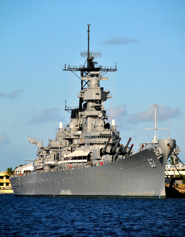 US Navy 110715-N-RI884-327 The Battleship Missouri Memorial at Joint Base Pearl Harbor-Hickam