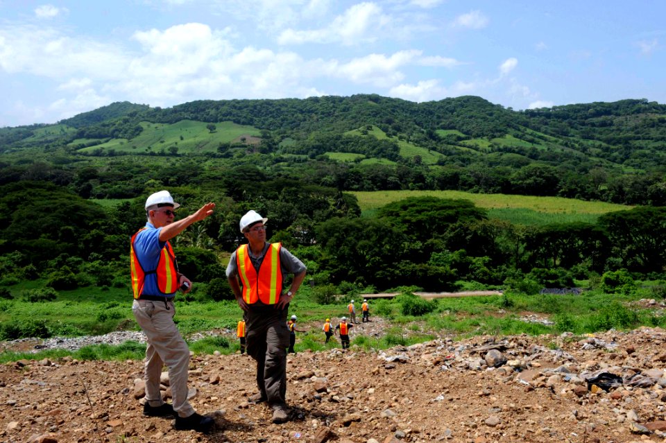 US Navy 110718-F-ET173-068 Max Gyllenskog and Cmdr. Mark Riddle onduct a site survey of a landfill in Ayacachapa, El Salvador