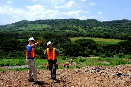 US Navy 110718-F-ET173-068 Max Gyllenskog and Cmdr. Mark Riddle onduct a site survey of a landfill in Ayacachapa, El Salvador