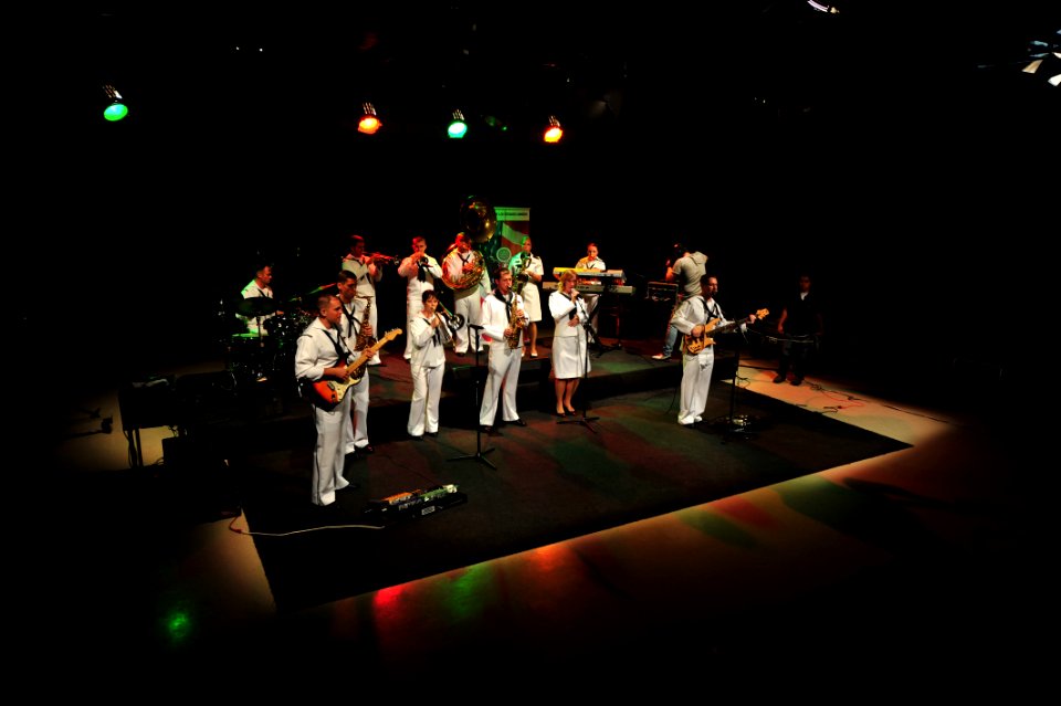 US Navy 110720-F-NJ219-252 The U.S. Fleet Forces Band performs on Channel 10 News in San Salvador, El Salvador during Continuing Promise 2011