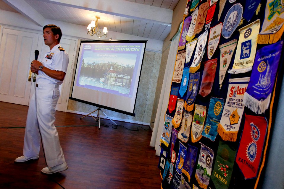 US Navy 110722-N-HW977-078 Capt. Jay Kadowaki, commanding officer of Naval Surface Warfare Center, Corona Division, delivers remarks to the Oceansi
