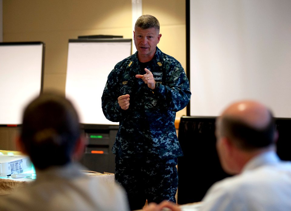 US Navy 110804-N-DR144-057 Master Chief Petty Officer of the Navy (MCPON) Rick D. West addresses the Commander, Navy Installations Command N9 Regio