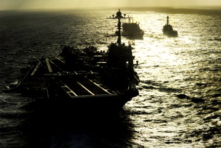 US Navy 110807-N-ZZ999-531 The Nimitz-class aircraft carrier USS John C. Stennis (CVN 74) moves into position to take on fuel from the Military Sea