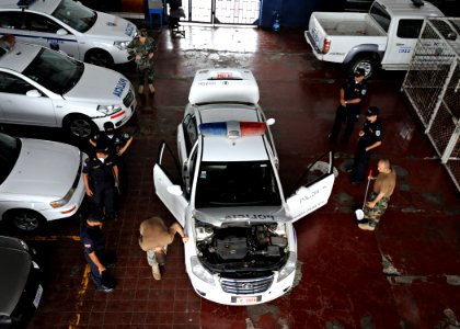 US Navy 110809-N-NY820-143 Sailors participate in a subject matter expert exchange with local police in Puntarenas, Costa Rica, during Continuing P photo