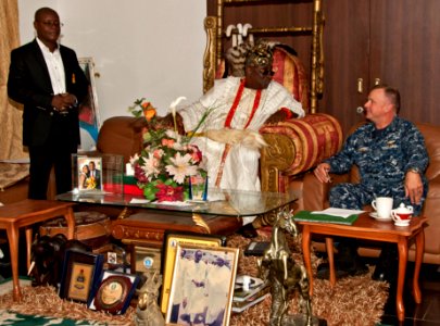US Navy 110808-N-XK513-050 Rear Adm. Kenneth J. Norton visits with His Royal Majesty Alaiyeluwa Oba Riliwanu Babatunde Osuolale Arema Akiolu I, Oba