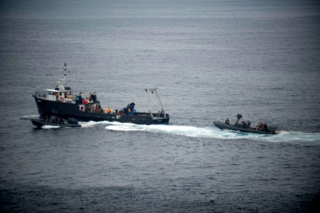 US Navy 110814-N-PB383-009 A rigid-hull inflatable boat operated by Sailors assigned to the San Antonio-class amphibious transport dock ship USS Ne