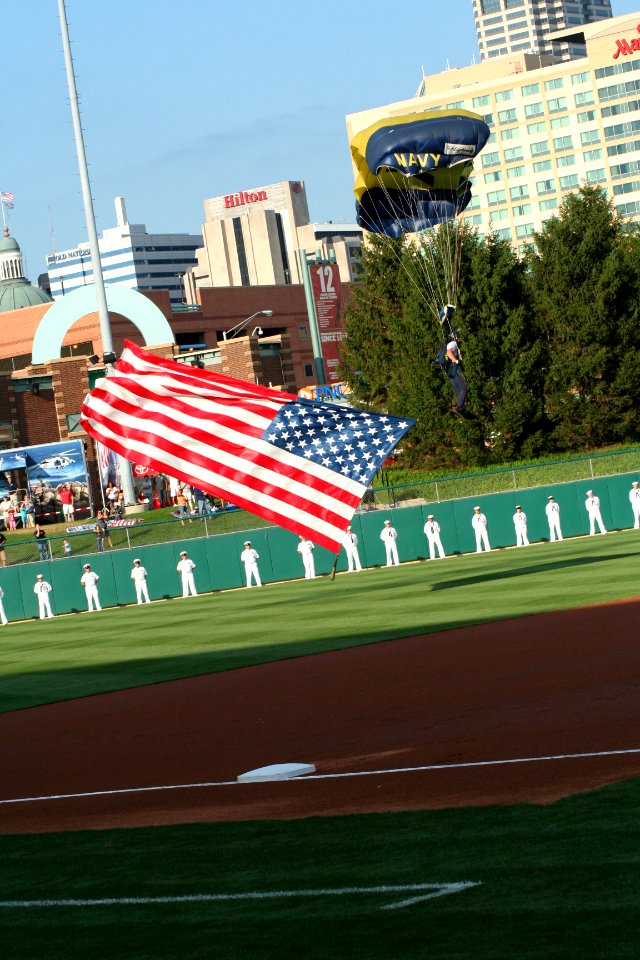 US Navy 110816-N-ZL585-093 The Leap Frogs land on Victory Field