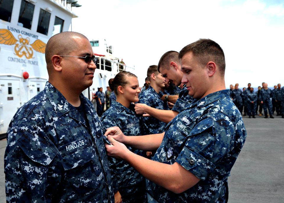 US Navy 110823-N-NY820-063 HM1 receives the ESWS pin