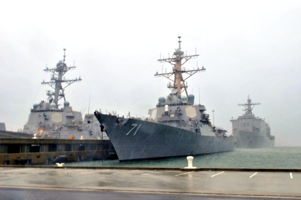US Navy 110827-N-XO436-032 Ships are safely moored at Naval Station Norfolk as Hurricane Irene passes over the area