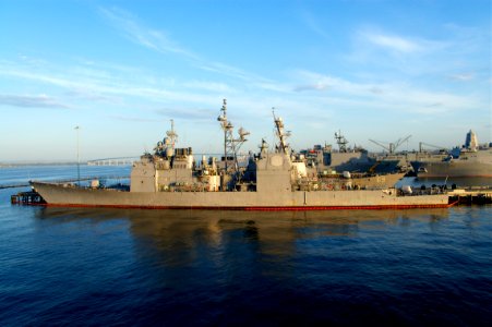 US Navy 110827-N-ZC343-436 The guided-missile cruiser USS Cape St. George (CG 71) is moored at Naval Base San Diego