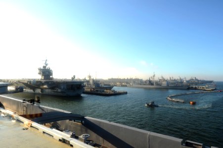 US Navy 110825-N-AU622-025 The aircraft carrier USS Dwight D. Eisenhower (CVN 69) departs Naval Station Norfolk ahead of Hurricane Irene