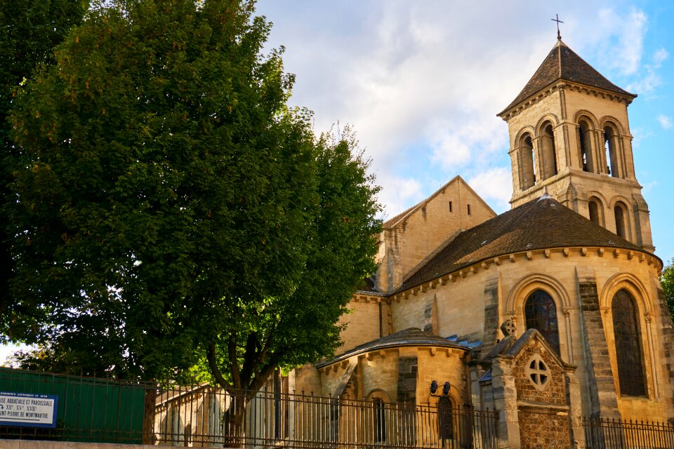 Building historical religion