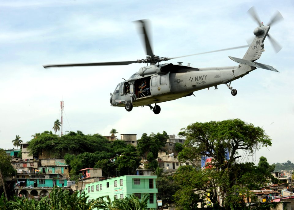 US Navy 110828-N-NY820-171 An MH-60S Sea Hawk helicopter assigned to Helicopter Sea Combat Squadron (HSC) 26 transports Rear Adm. Steven Ratti