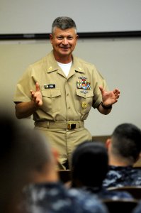 US Navy 110830-N-AD372-016 Master Chief Petty Officer of the Navy (MCPON) Rick D. West answers a Sailor's question