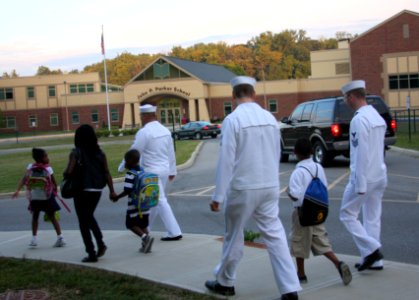 US Navy 110831-N-NT881-077 Sailors assigned to Navy Operational Support Center Cincinnati participate in the Safe Routes to Schools program