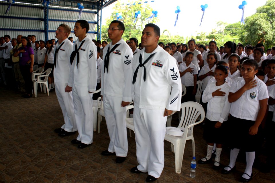 US Navy 110901-N-ZI300-106 Sailors assigned to the guided-missile frigate USS Thach (FFG 43) participate in the opening ceremonies of the El Salvad