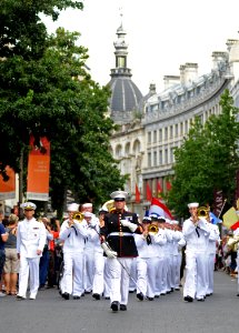 US Navy 110903-N-AQ172-286 Gunnery Sgt. Benjamin Becker, drum major for the Commander, U.S. Naval Forces Europe Band, leads the band during a World