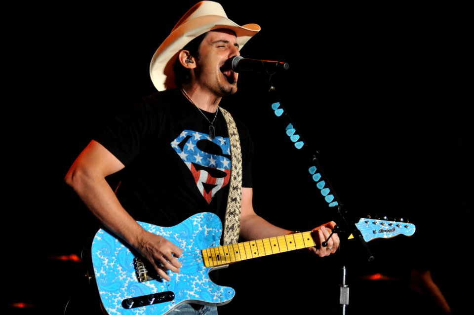 US Navy 110908-N-DG679-045 Country music star Brad Paisley performs to more than 11,000 members of the Naval Station Mayport community