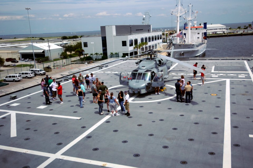US Navy 110903-N-MN502-137 Visitors tour the flight deck of the littoral combat ship USS Independence (LCS 2)