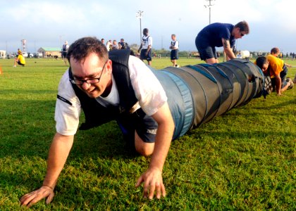 US Navy 110909-N-FI736-513 Chief petty officer selects participate in the Chief Petty Officer Challenge at Naval Station Norfolk