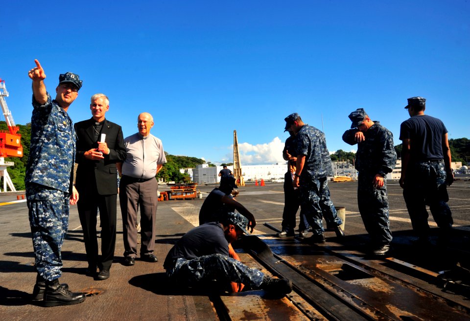 US Navy 110915-N-MH885-021 Lt. Dave Levy, assistant public affairs officer aboard the aircraft carrier USS George Washington (CVN 73)
