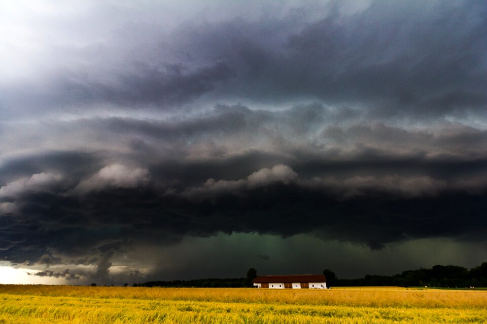 Storm front monster cumulonimbus photo