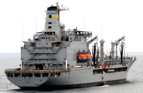 US Navy 110920-N-BC134-048 Members of the visit, board, search and seizure team assigned to the guided-missile cruiser USS Bunker Hill (CG 52)
