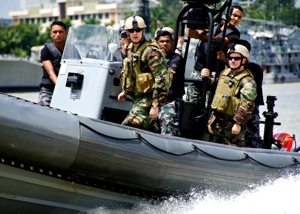US Navy 110920-N-RI884-378 A Bangladesh navy rigid hulled inflatable boat team trains with U.S. Navy Sailors assigned to Riverine Squadron (RIVRON)