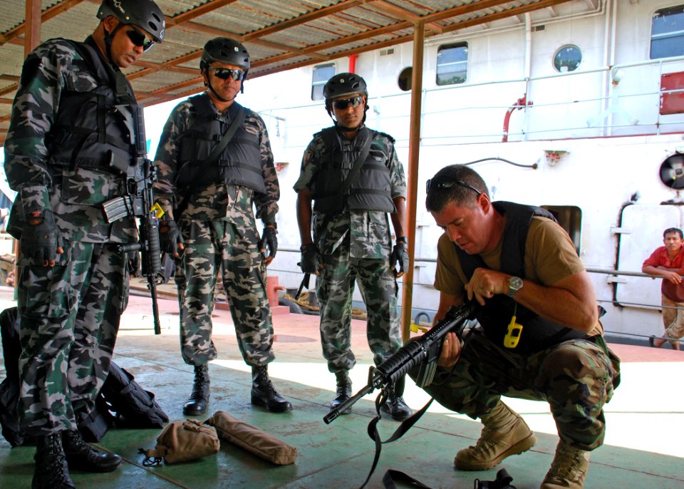 US Navy 110921-N-VP123-016 Electronics Technician 1st Class Anthony Nekervis, assigned to Maritime Civil Affairs Security Training Command, does fo