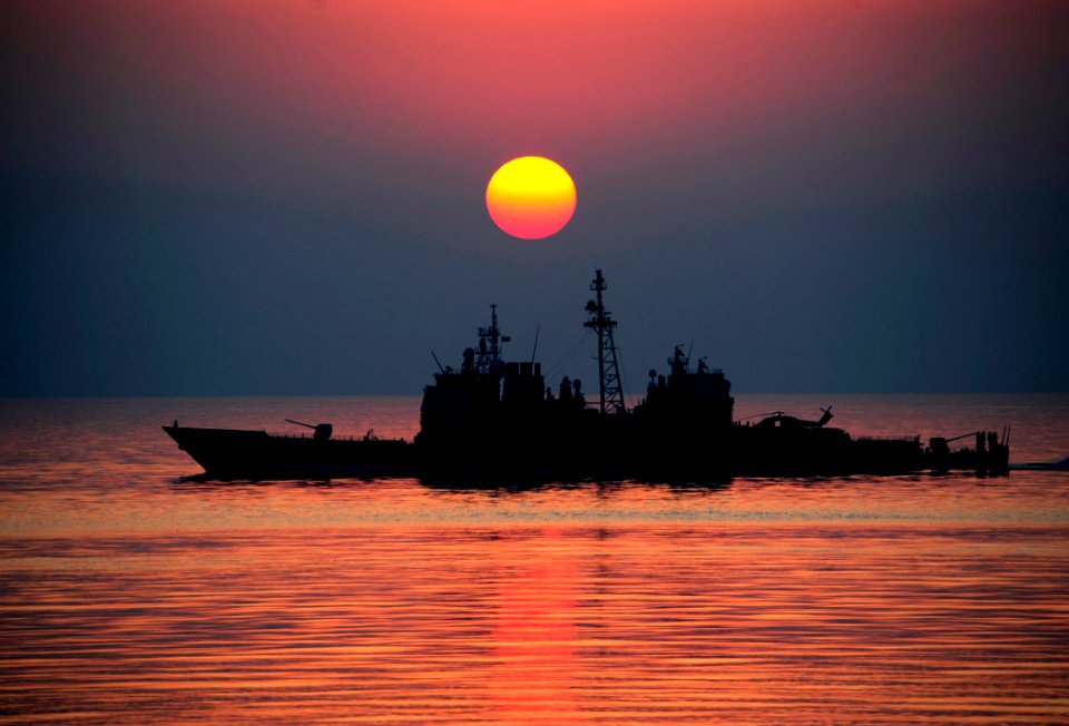 US Navy 110920-N-VN693-109 The Ticonderoga-class guided-missile cruiser USS Mobile Bay (CG 53) transits the Arabian Gulf. Mobile Bay