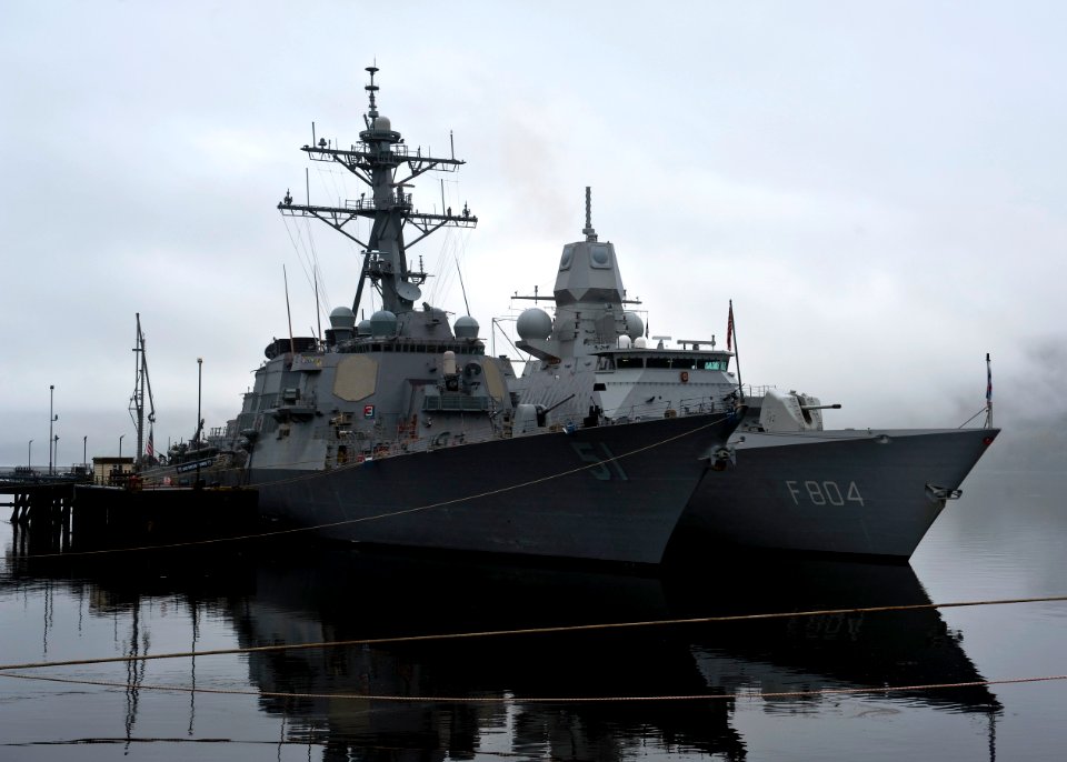 US Navy 111002-N-FI736-010 The Royal Netherlands navy frigate HNLMS De Ruyter (F804) is moored alongside the guided-missile destroyer USS Arleigh B