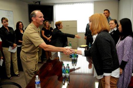 US Navy 111003-N-MU720-042 Chief of Naval Operations (CNO) Adm. Jonathan Greenert, left, meets with staff members of the Fleet Family Support Cente