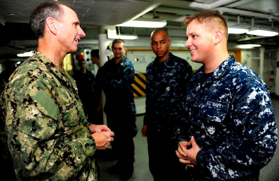 US Navy 111008-N-VN693-935 Chief of Naval Operations (CNO) Adm. Jonathan Greenert speaks to Sailors on the mess decks of the Nimitz-class aircraft