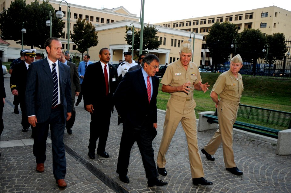 US Navy 111007-N-AQ172-038 Secretary of Defense Leon E. Panetta, center left, accompanies Adm. Samuel Locklear III, commander of U.S. Naval Forces