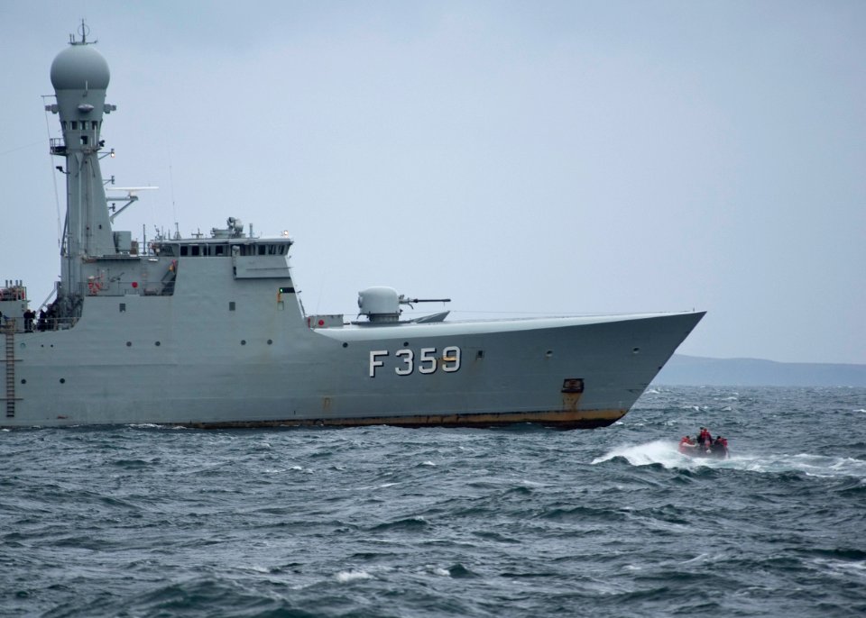US Navy 111009-N-FI736-092 A rigid-hull inflatable boat from the guided-missile destroyer Arleigh Burke (DDG 51) speeds toward the Danish coastal p