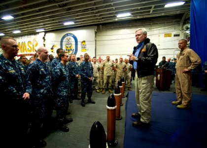 US Navy 111015-N-AC887-003 Secretary of the Navy (SECNAV) Ray Mabus speaks to Sailors and Marines during an all hands call aboard the amphibious as