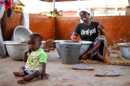 USAID in Ghana Shea Butter Processing (41579188141)