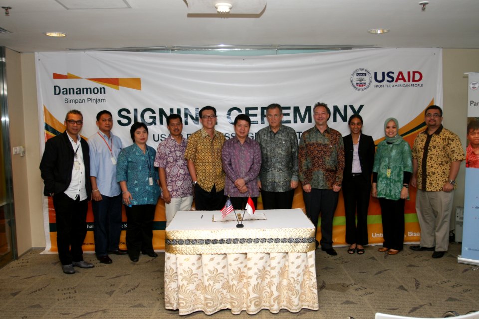 USAID Helps Indonesian Agribusinesses in Partnership with Bank Danamon (7313212808)