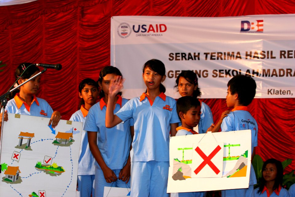 USAID helps improvement of basic education policies (4326920484)